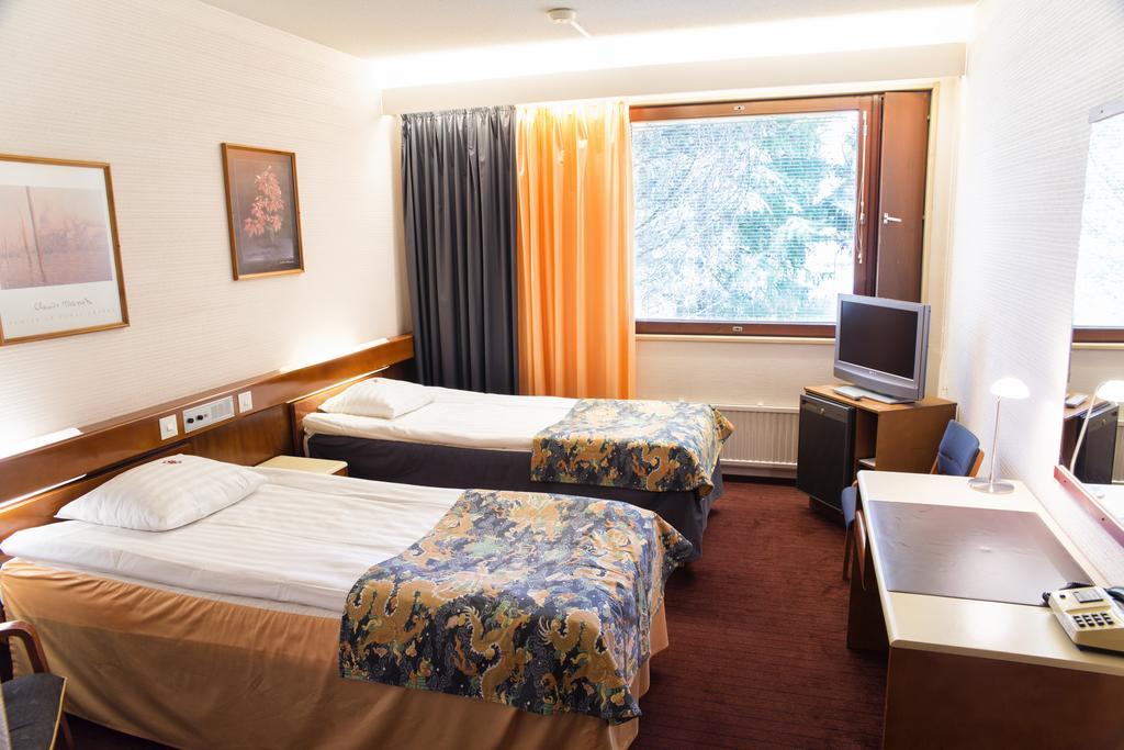 Hotel Jaemsae Zimmer foto